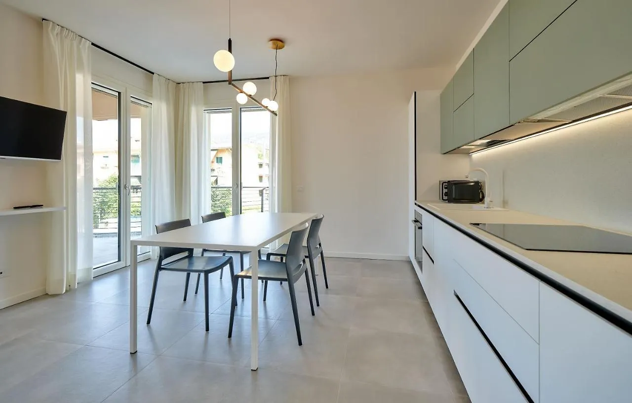 Apartmentsgarda - Residenza Vittoria 0*, Garda (Verona)