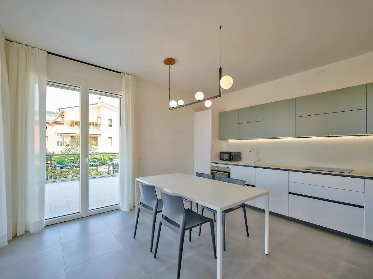 Apartmentsgarda - Residenza Vittoria Italy