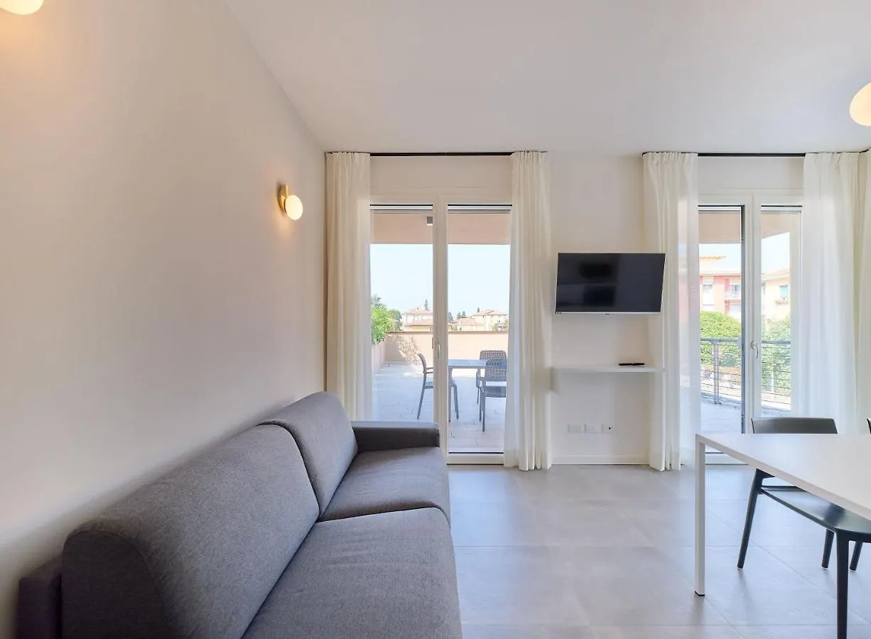 Apartmentsgarda - Residenza Vittoria
